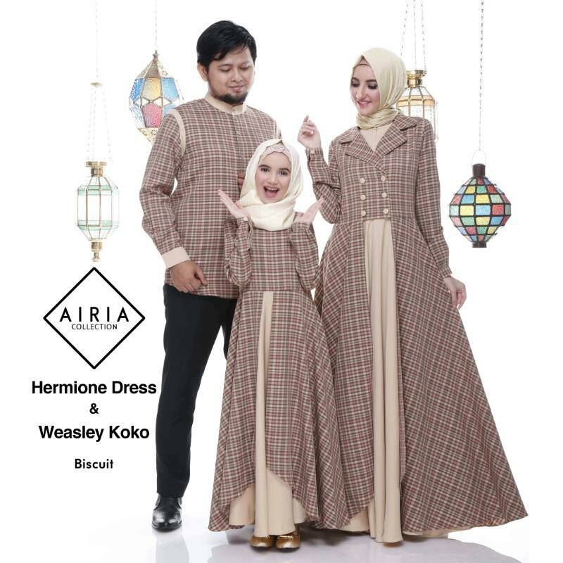  Baju  Sarimbit Keluarga  Model  Baju  Batik Couple  Keluarga  Terbaru 2022 Gamis Chic